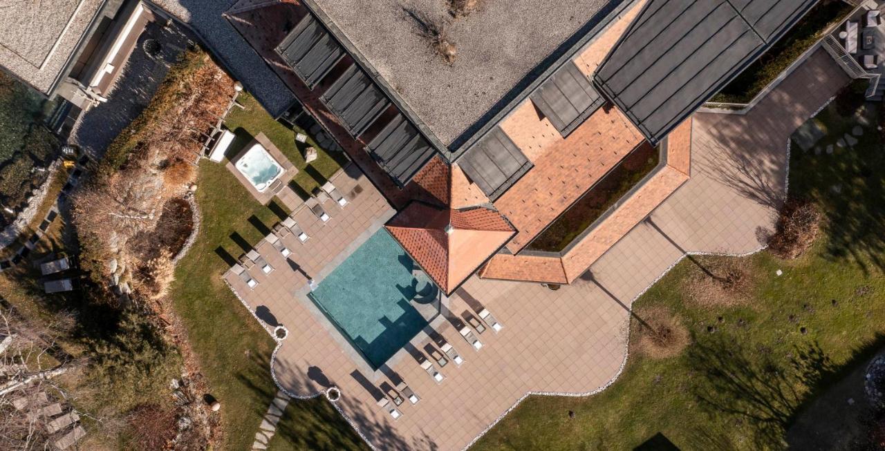 Majestic - Unique Spa Resort Brunico Exterior photo