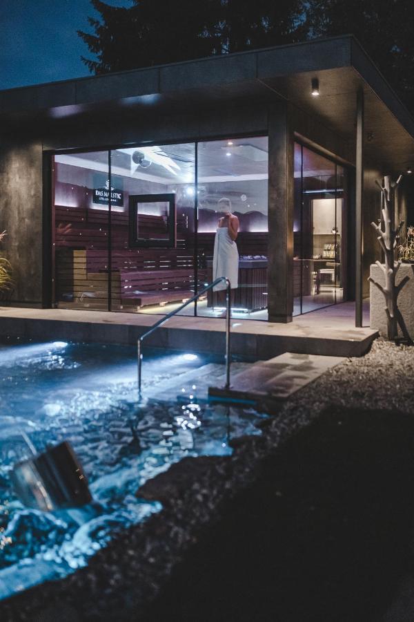 Majestic - Unique Spa Resort Brunico Exterior photo