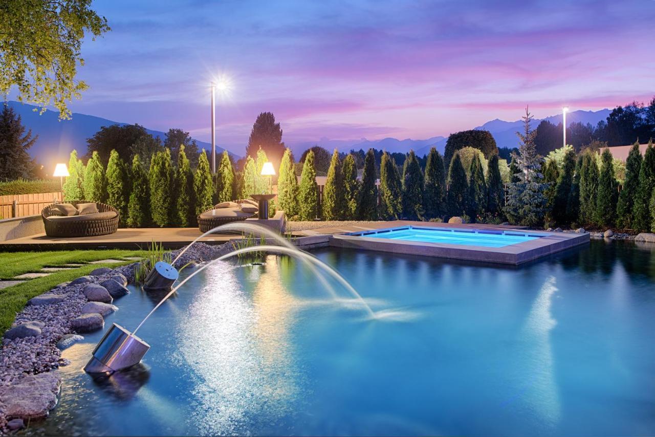 Majestic - Unique Spa Resort Brunico Exterior photo